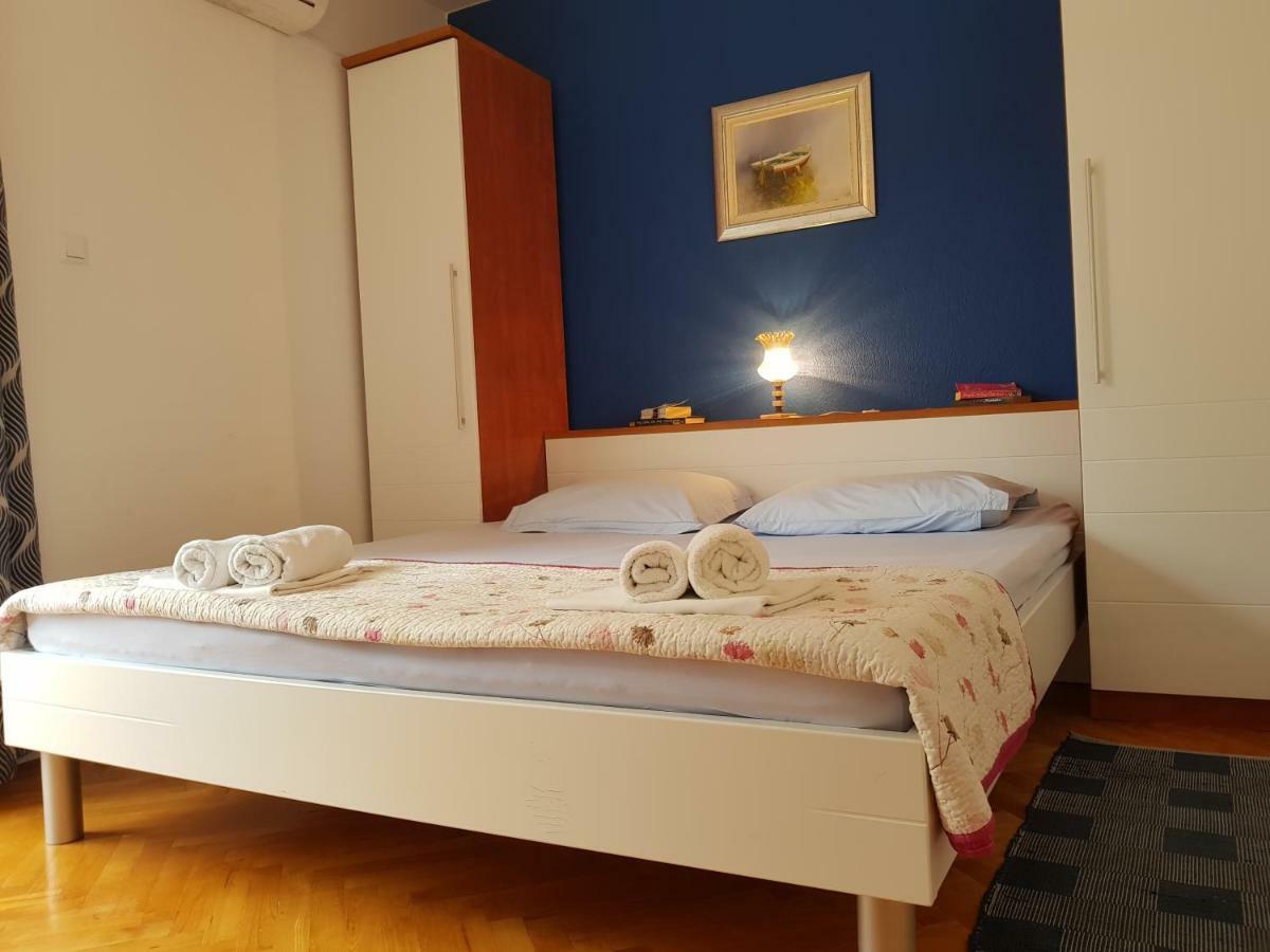 Tanya-Apartments And Rooms Hvar Town Exterior foto