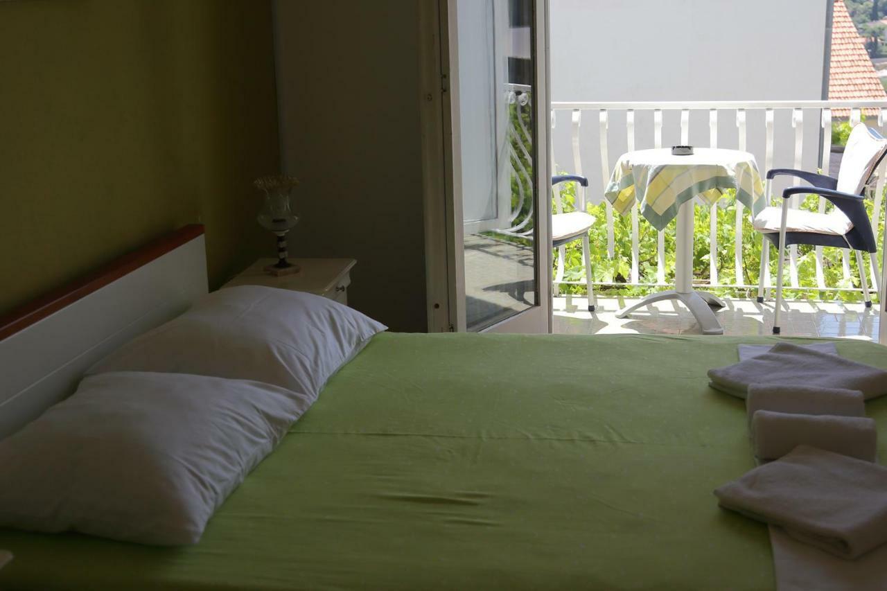 Tanya-Apartments And Rooms Hvar Town Exterior foto